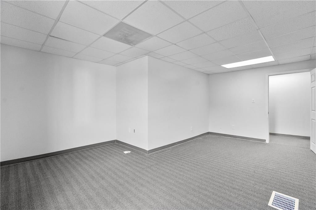 1119-1125 Merriam Lane — photo 15
