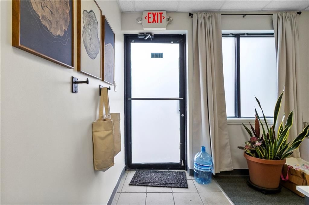 1119-1125 Merriam Lane — photo 41
