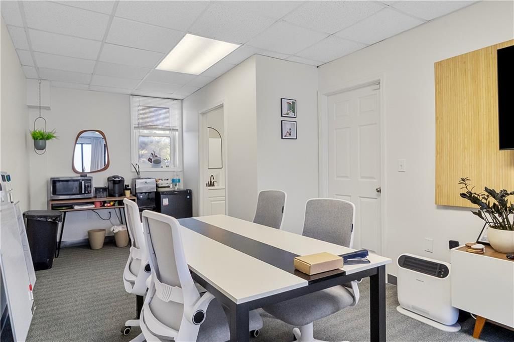 1119-1125 Merriam Lane — photo 46