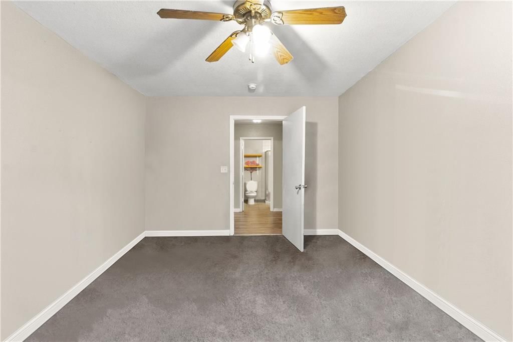 1119-1125 Merriam Lane — photo 53