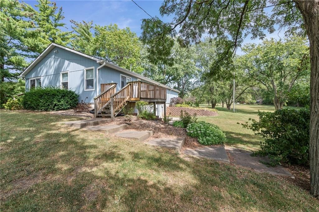 Photo 29 of 41 - 14141 Stillwell Road