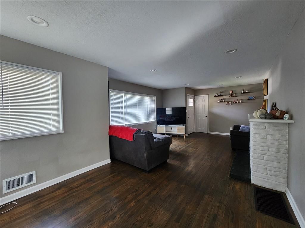 3517 SLOAN Drive — photo 6