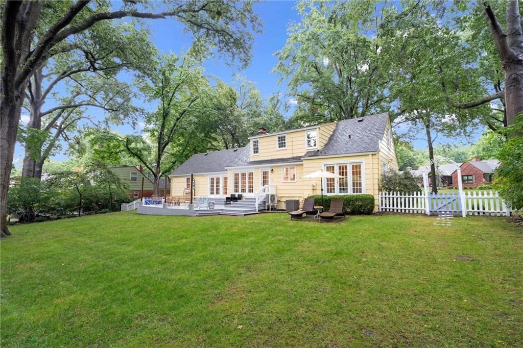 Photo 35 of 41 - 8600 Sagamore Road