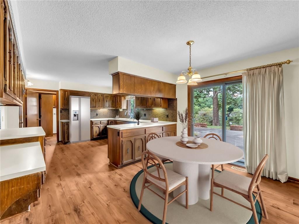 907 N Forest Lane — photo 8