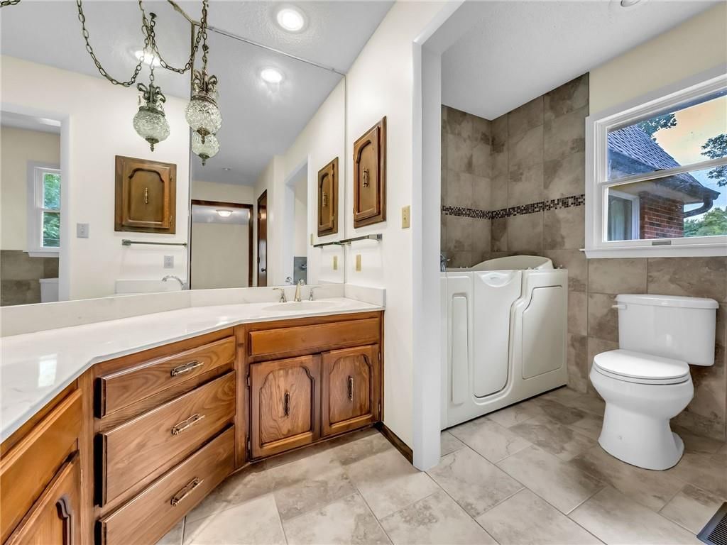907 N Forest Lane — photo 28