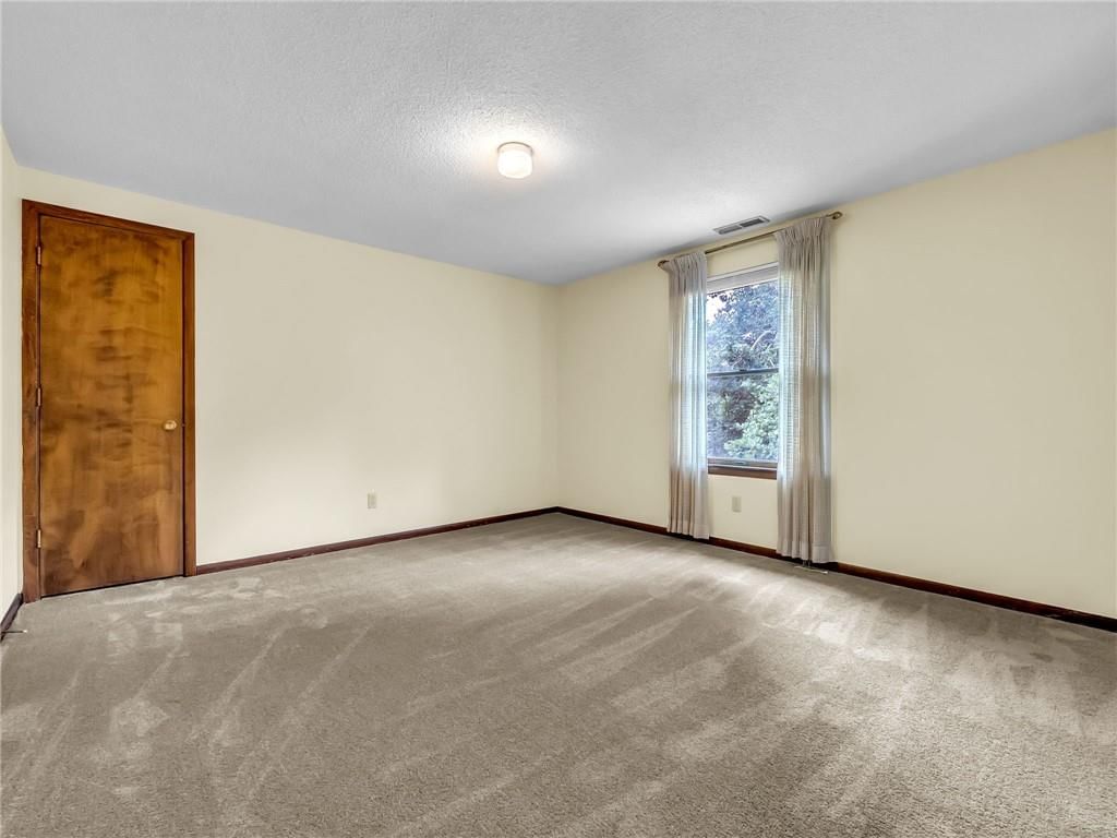 907 N Forest Lane — photo 38