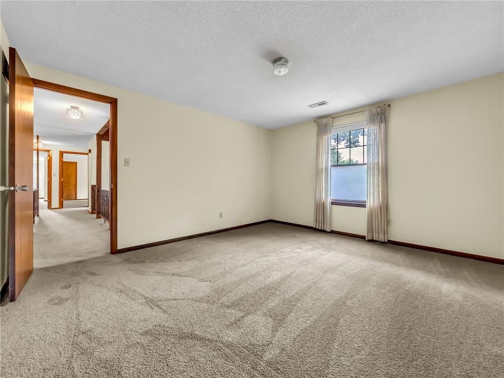 907 N Forest Lane — photo 42