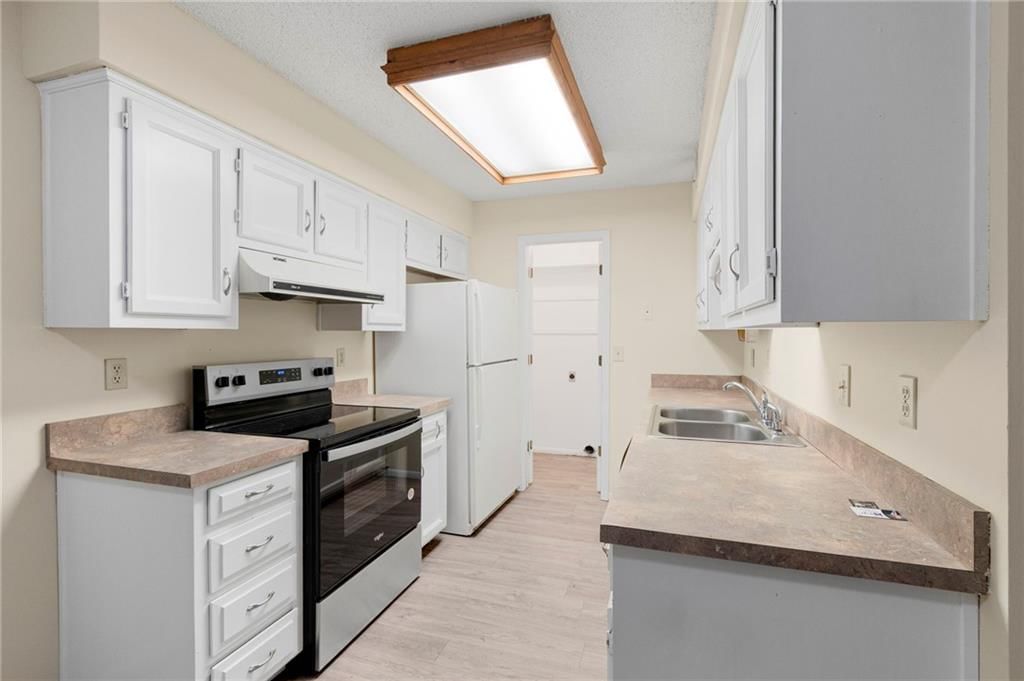 12659 W 110th Terrace — photo 9