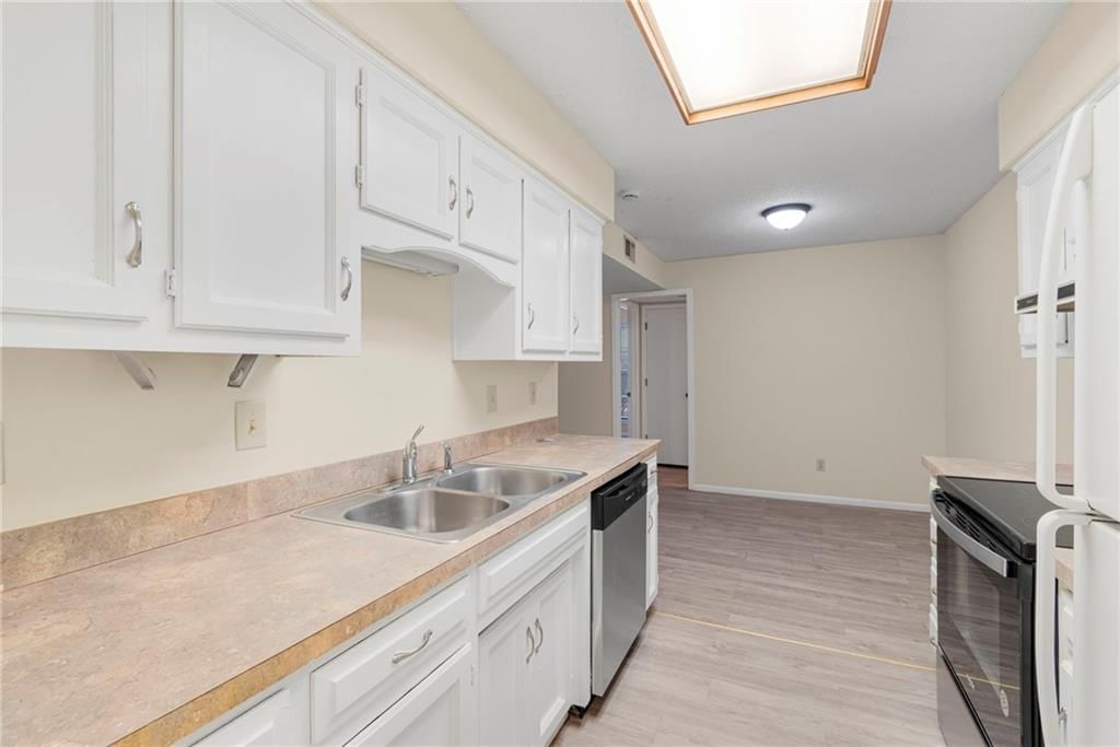 12659 W 110th Terrace — photo 10