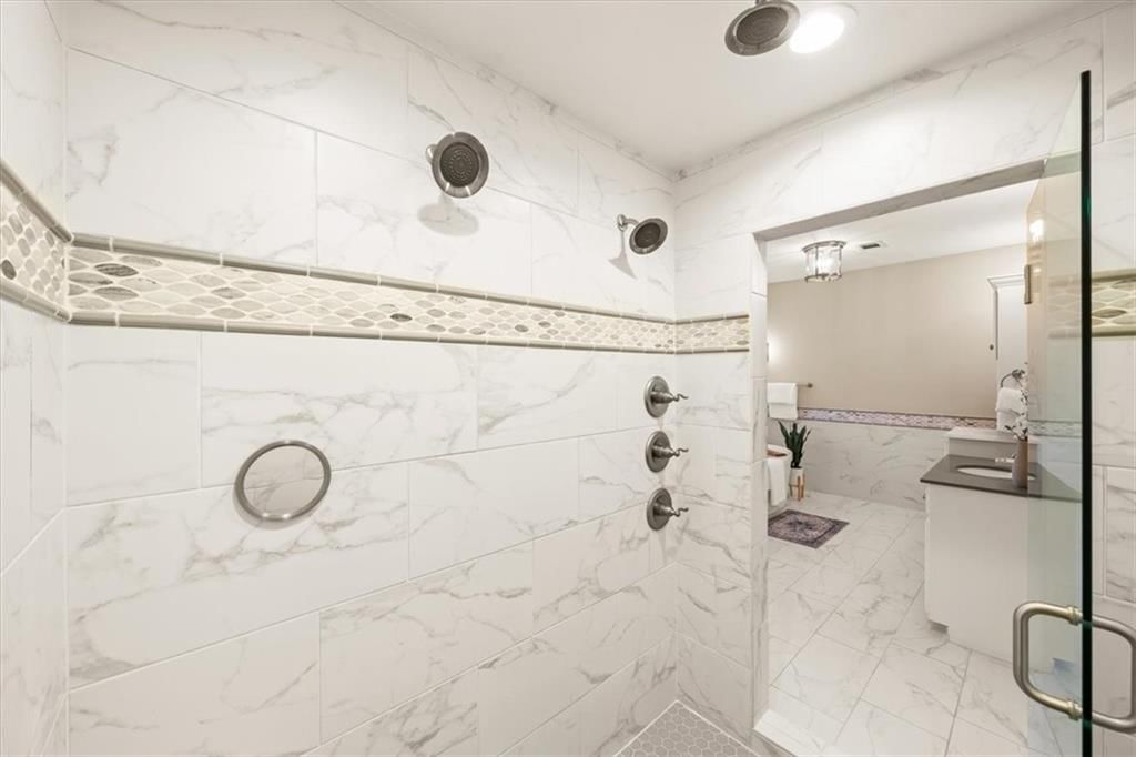 8904 Cherokee Lane — photo 23
