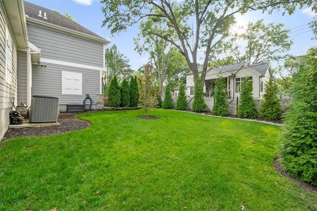 8904 Cherokee Lane — photo 61