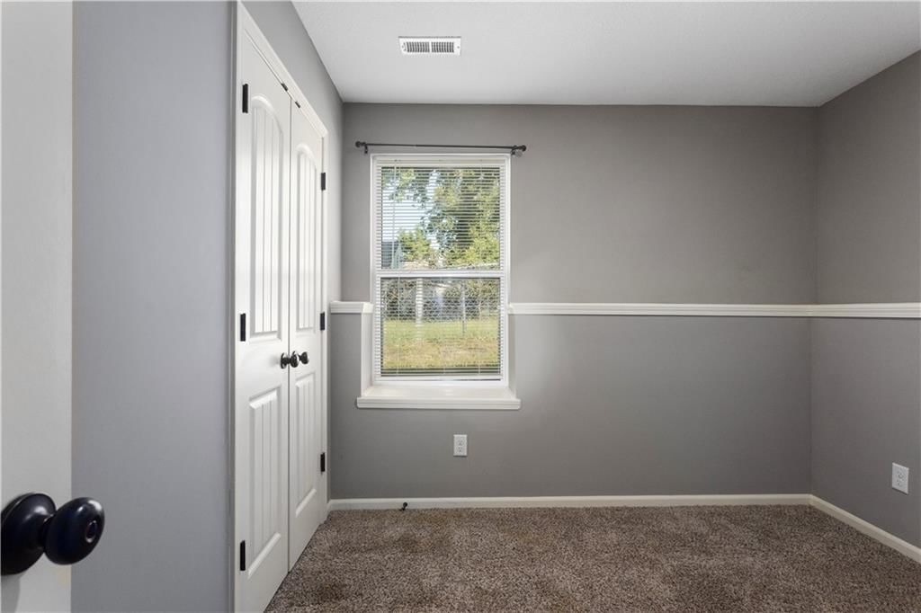 Photo 18 of 27 - 4321 N Jackson Avenue