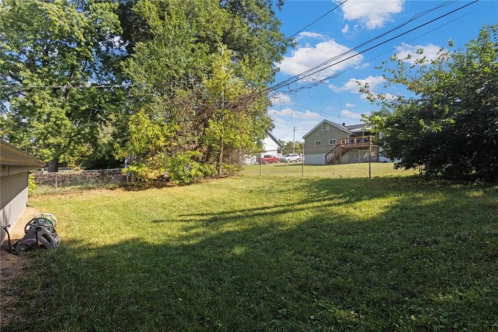 Photo 24 of 27 - 4321 N Jackson Avenue