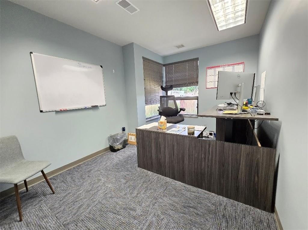 401 N East Street — photo 20