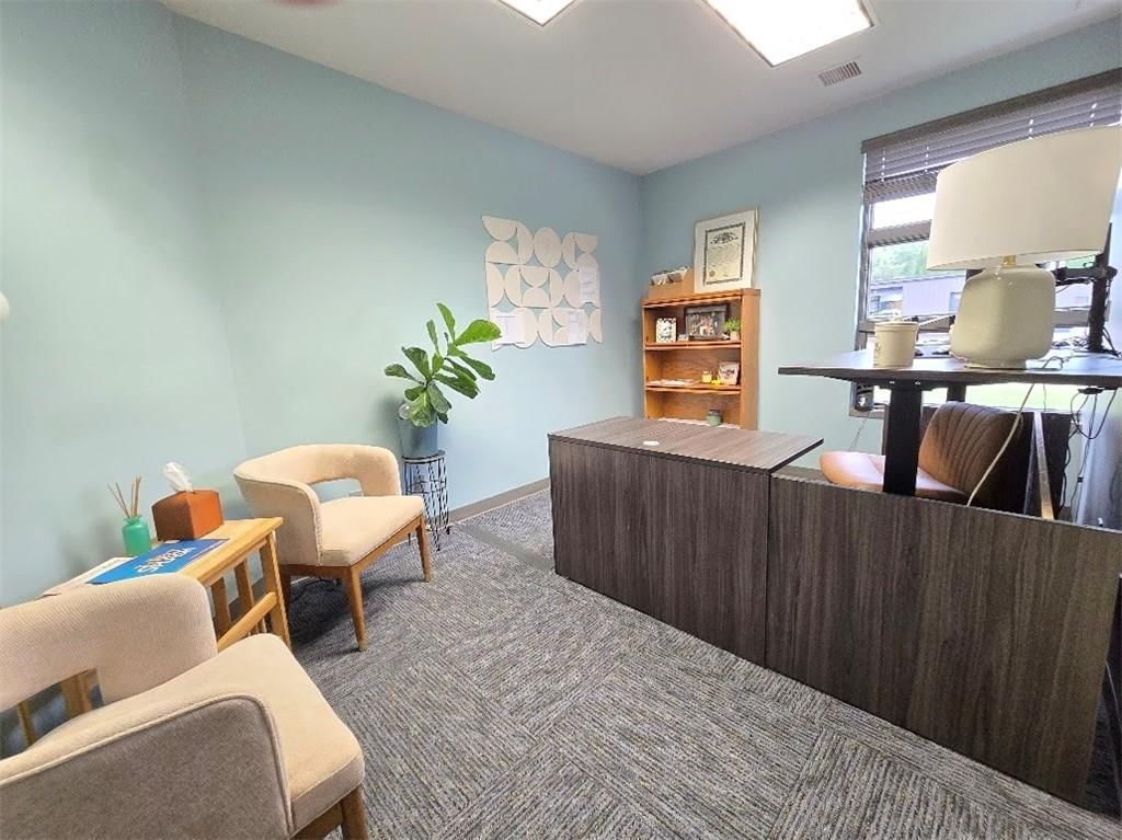 401 N East Street — photo 24