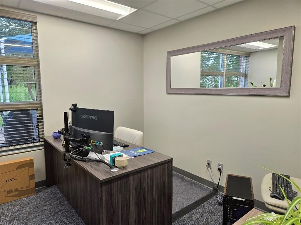 401 N East Street — photo 27