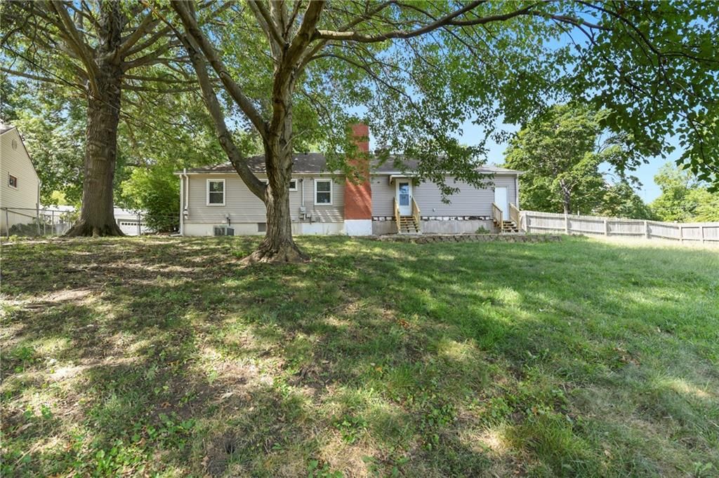 9503 Grandview Street — photo 30
