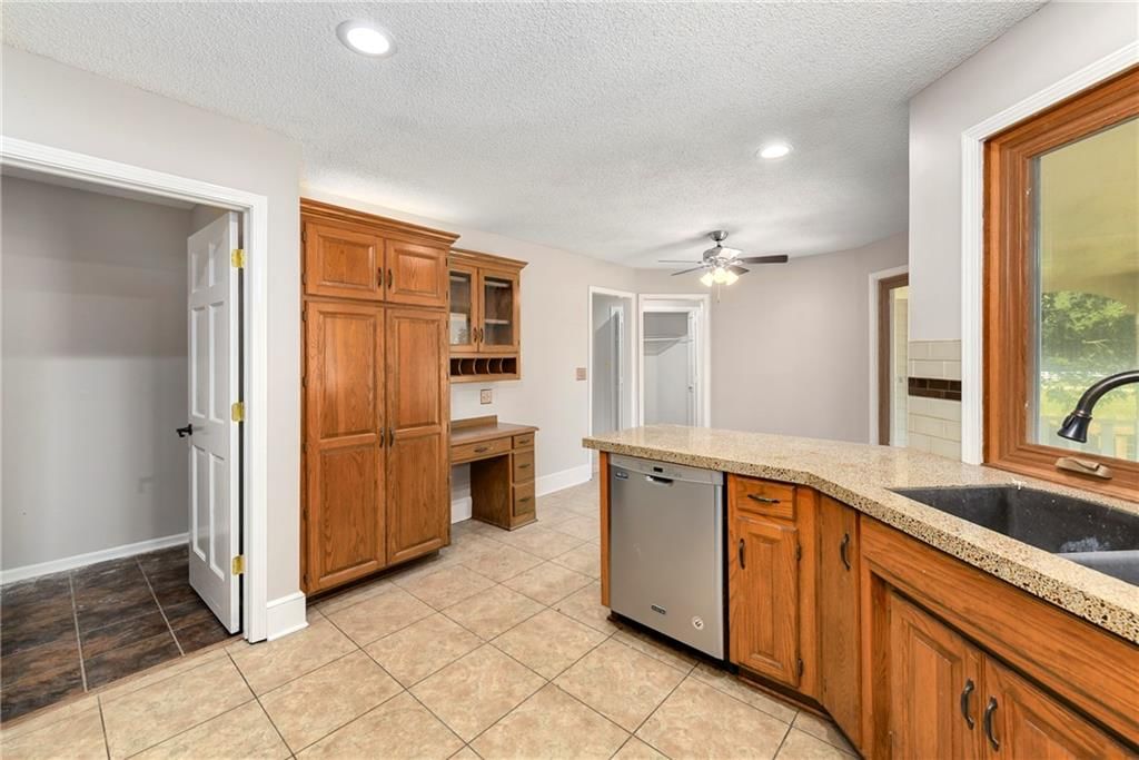 12511 E 203rd Street — photo 10
