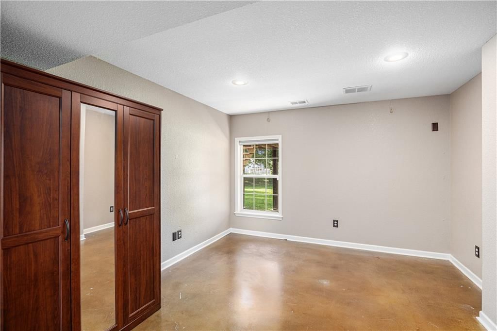 13404 W 130th Street — photo 38