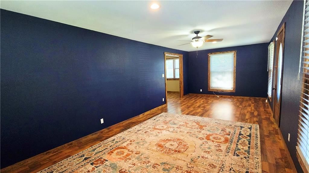 324 W 23rd Street — photo 13