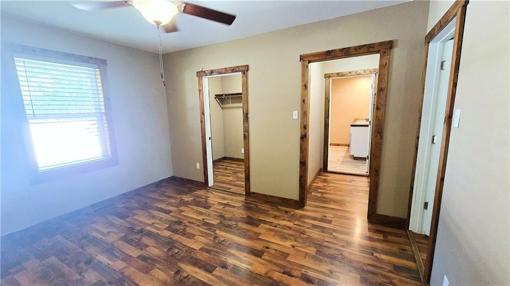 324 W 23rd Street — photo 25
