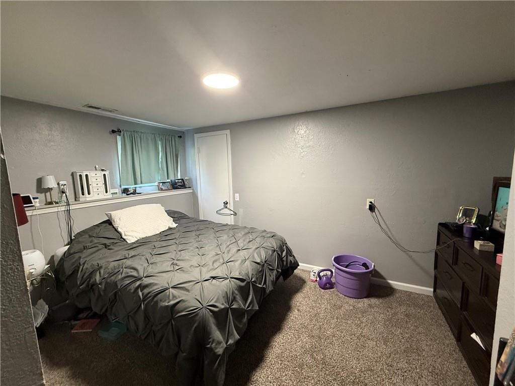 110 E South Avenue — photo 12