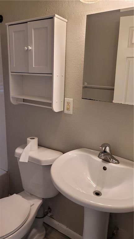 110 E South Avenue — photo 25