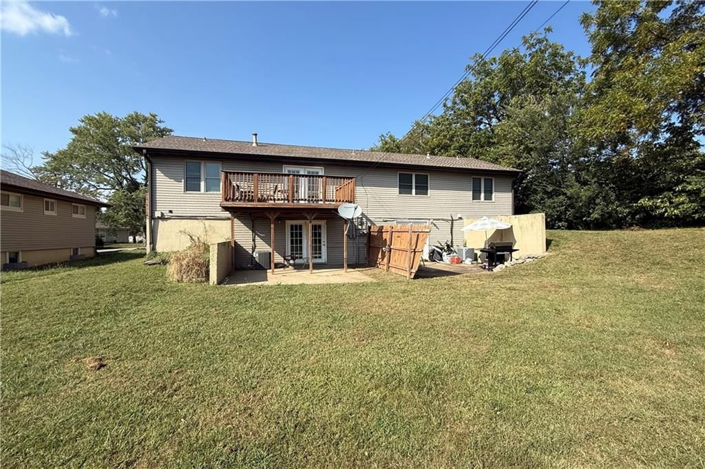 110 E South Avenue — photo 43