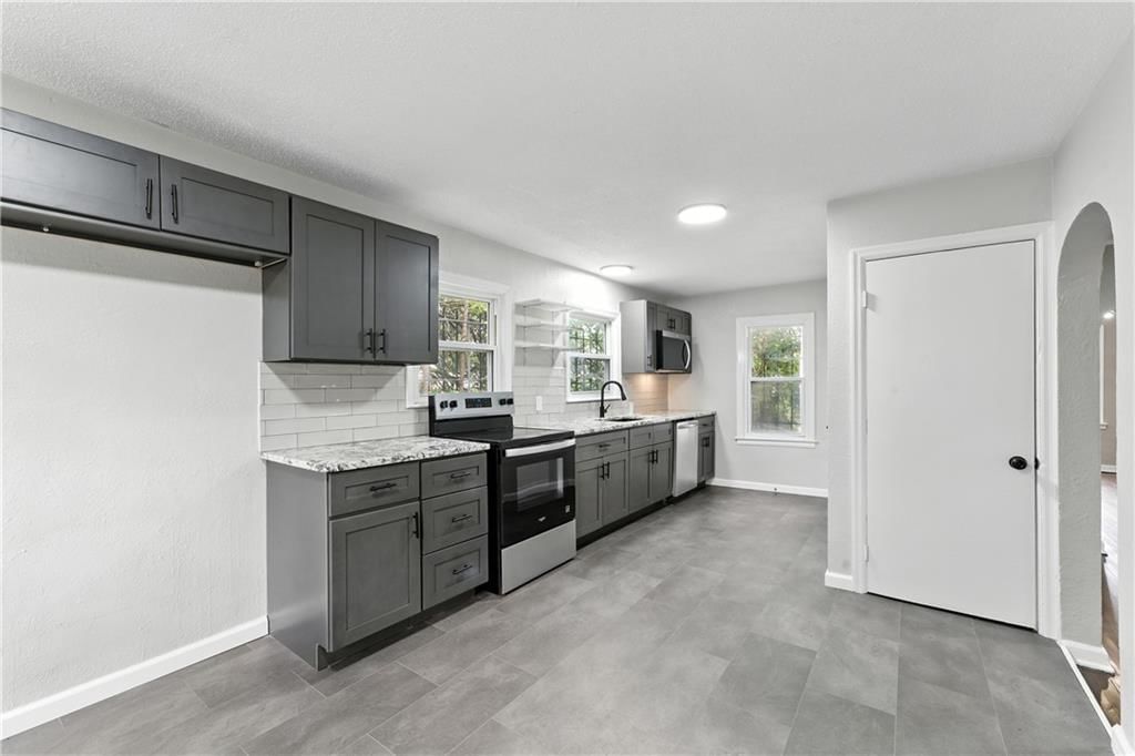 2602 N 18th Street — photo 12