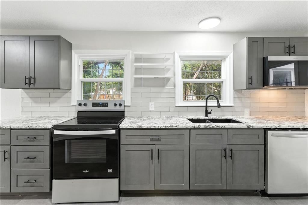 2602 N 18th Street — photo 15