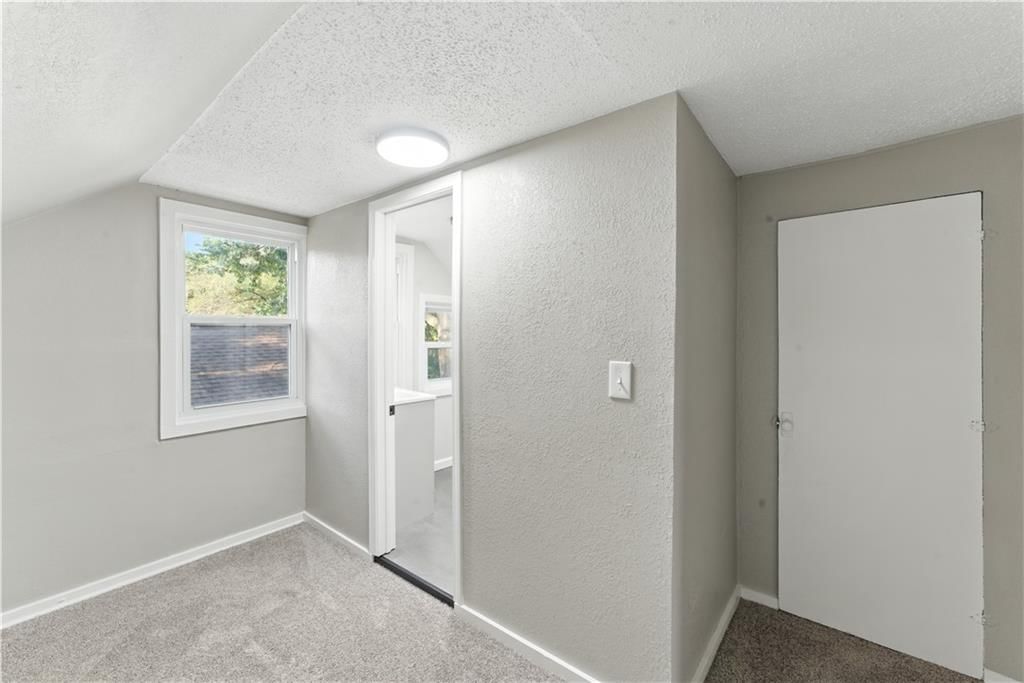 2602 N 18th Street — photo 32