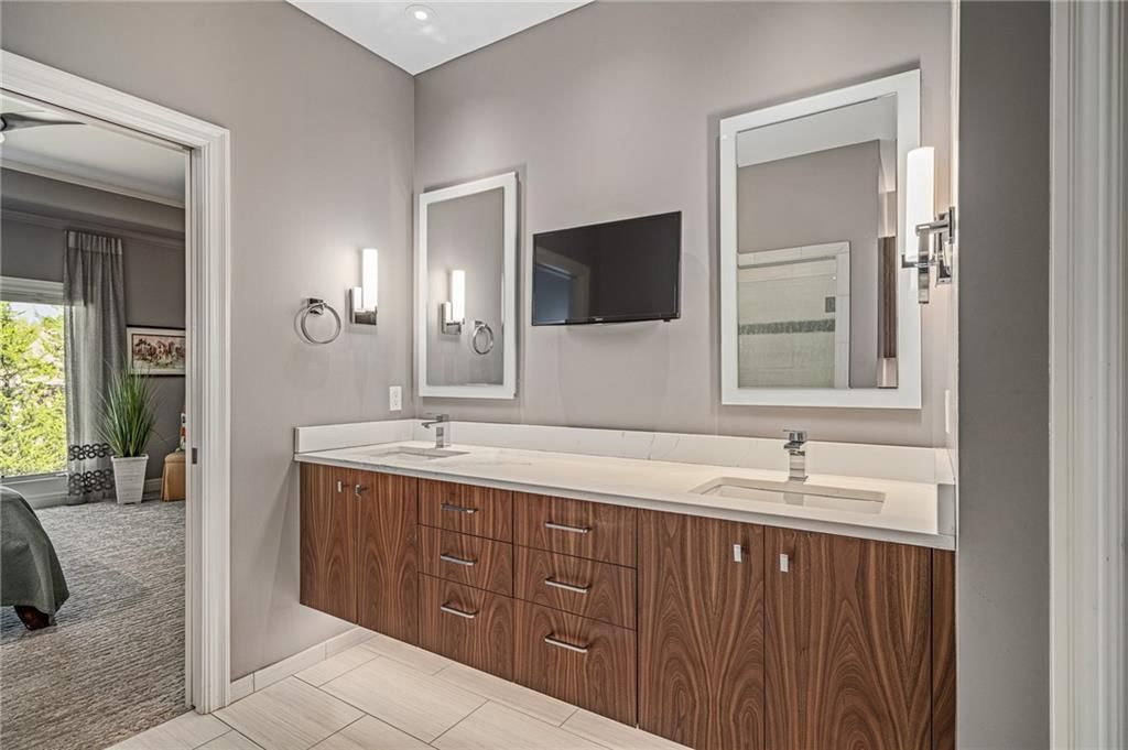 11361 Granada Court — photo 32