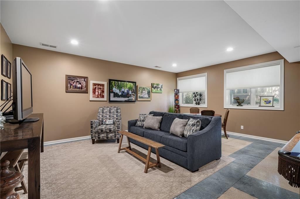 11361 Granada Court — photo 42