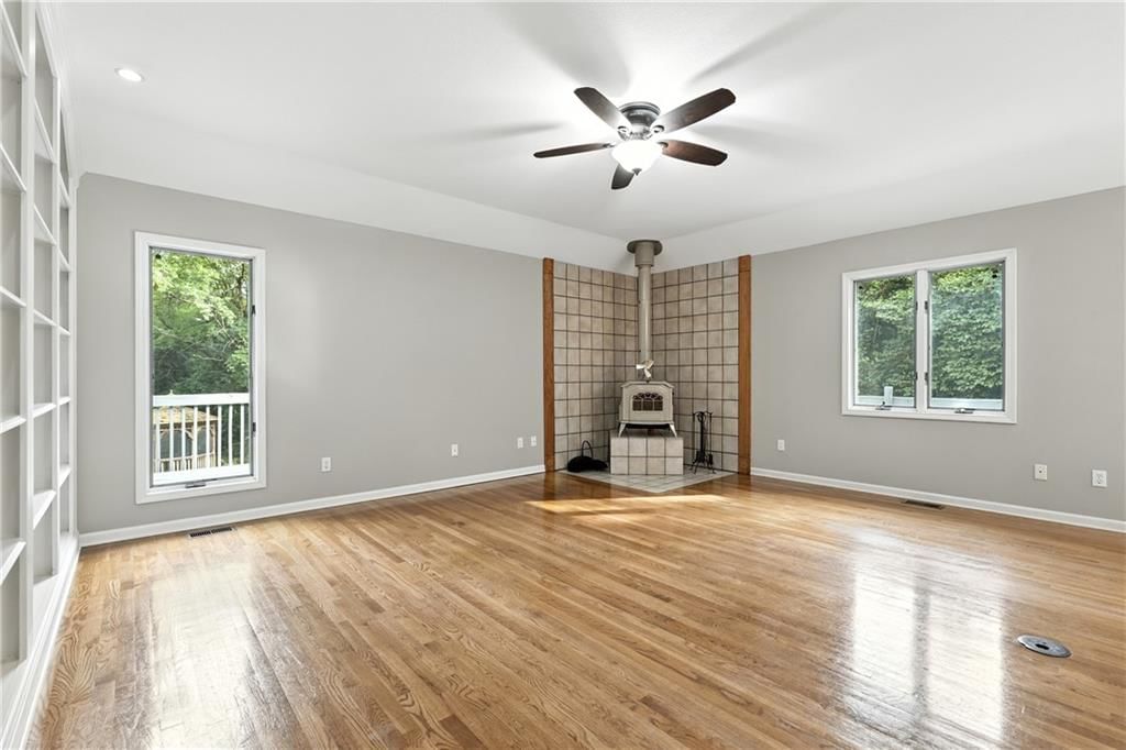 Photo 20 of 50 - 26770 W 226th Street