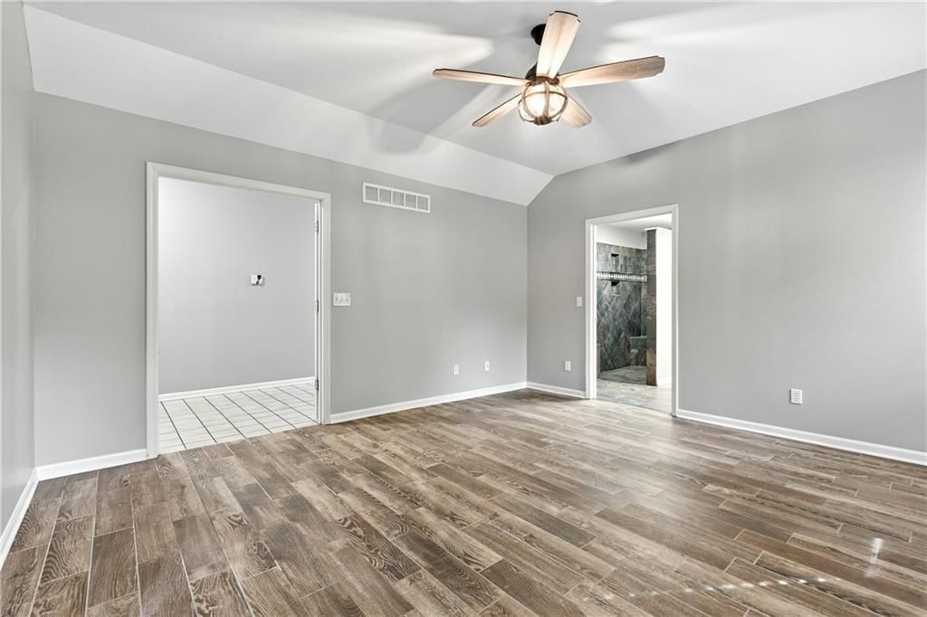 Photo 24 of 50 - 26770 W 226th Street