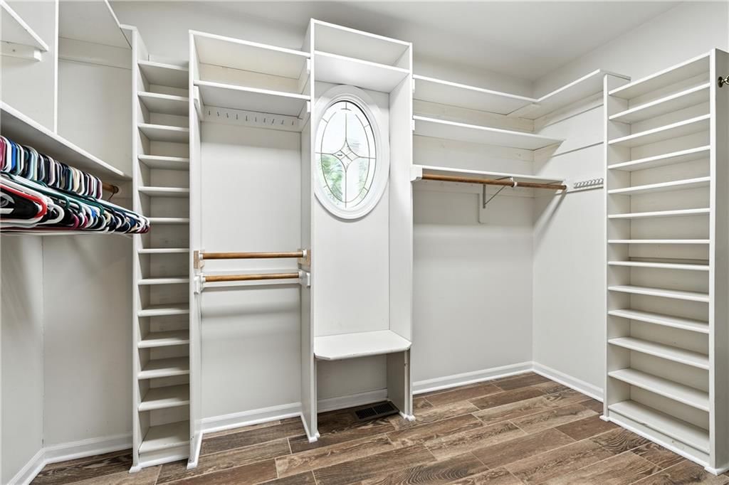 Photo 26 of 50 - 26770 W 226th Street