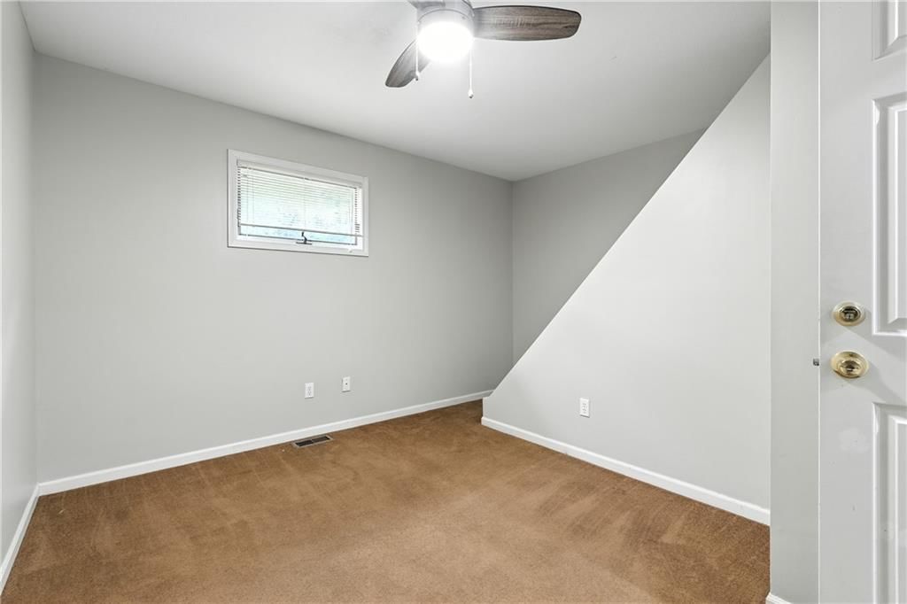 Photo 33 of 50 - 26770 W 226th Street