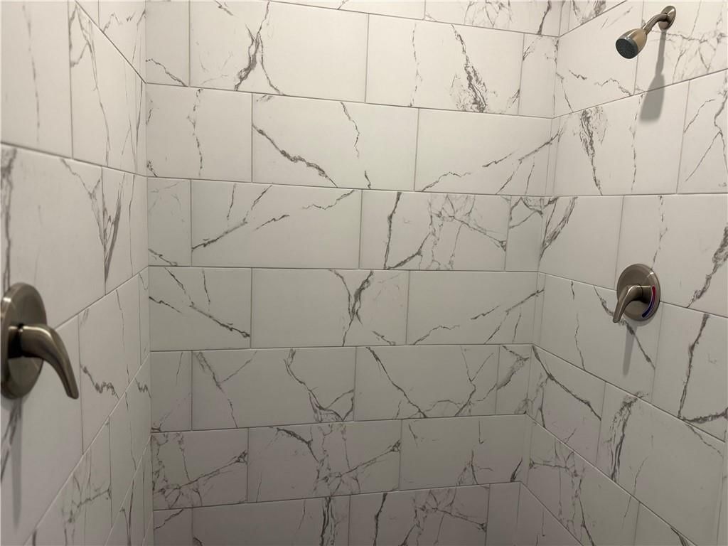 1051 Fir Lane — photo 9