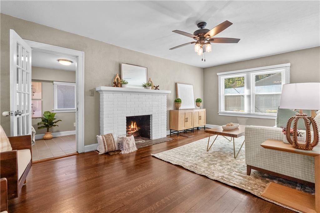 6330 Oak Street — photo 4