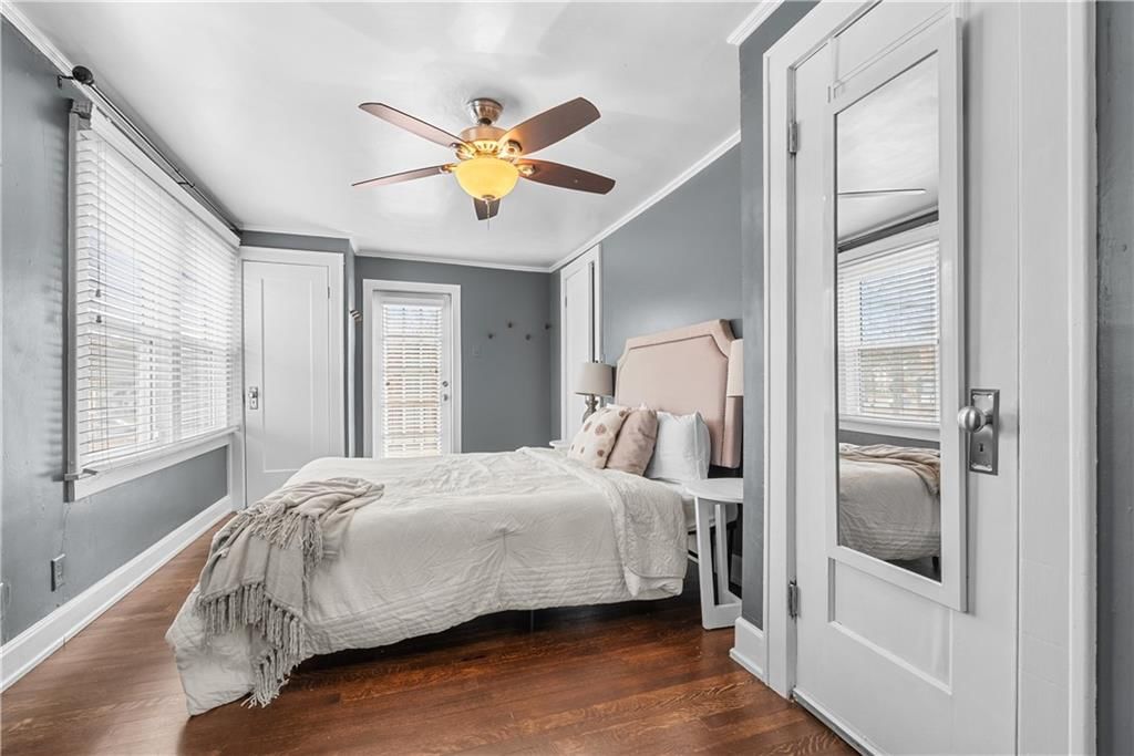 6330 Oak Street — photo 30