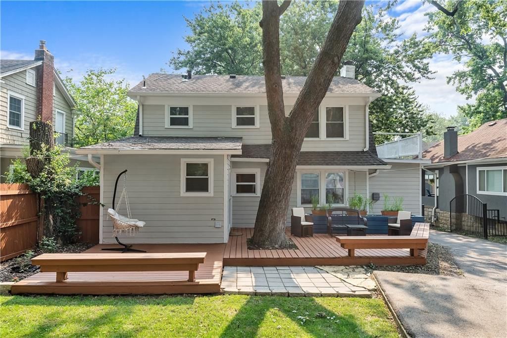6330 Oak Street — photo 36
