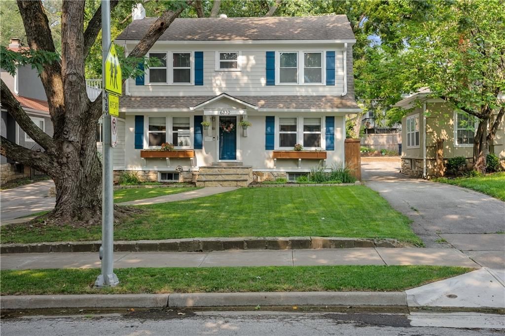 6330 Oak Street — photo 44