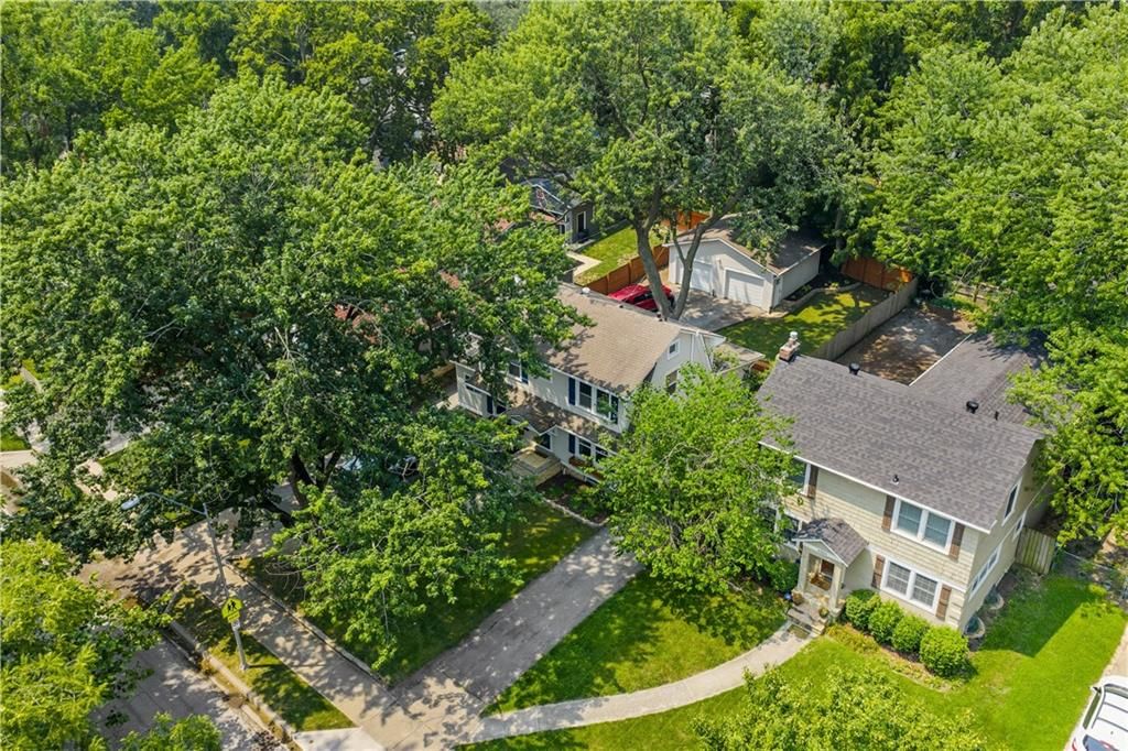 6330 Oak Street — photo 46