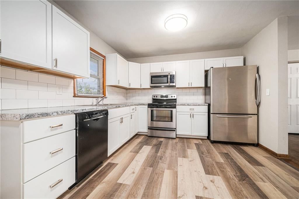 Photo 8 of 23 - 611 NE 88th Street