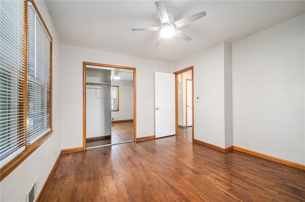Photo 15 of 23 - 611 NE 88th Street