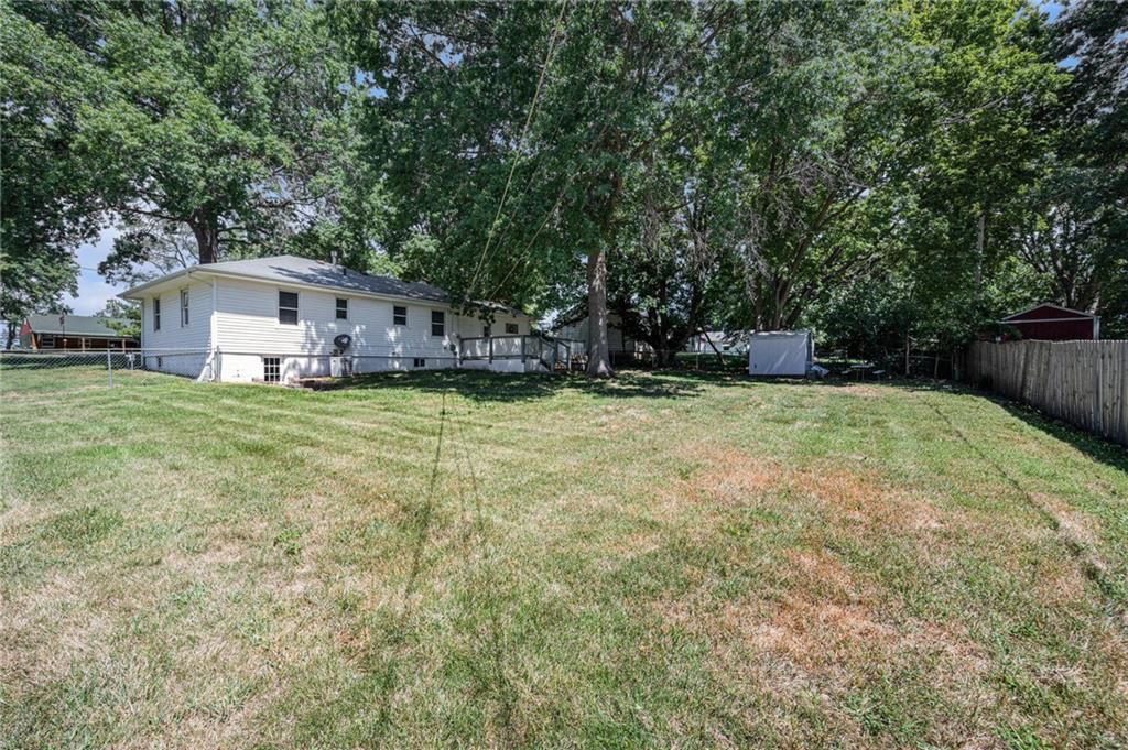 Photo 19 of 23 - 611 NE 88th Street
