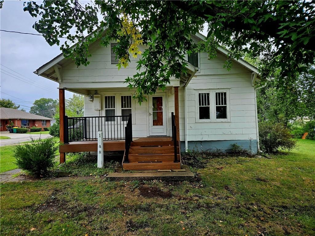 1548 Brown Avenue — photo 2