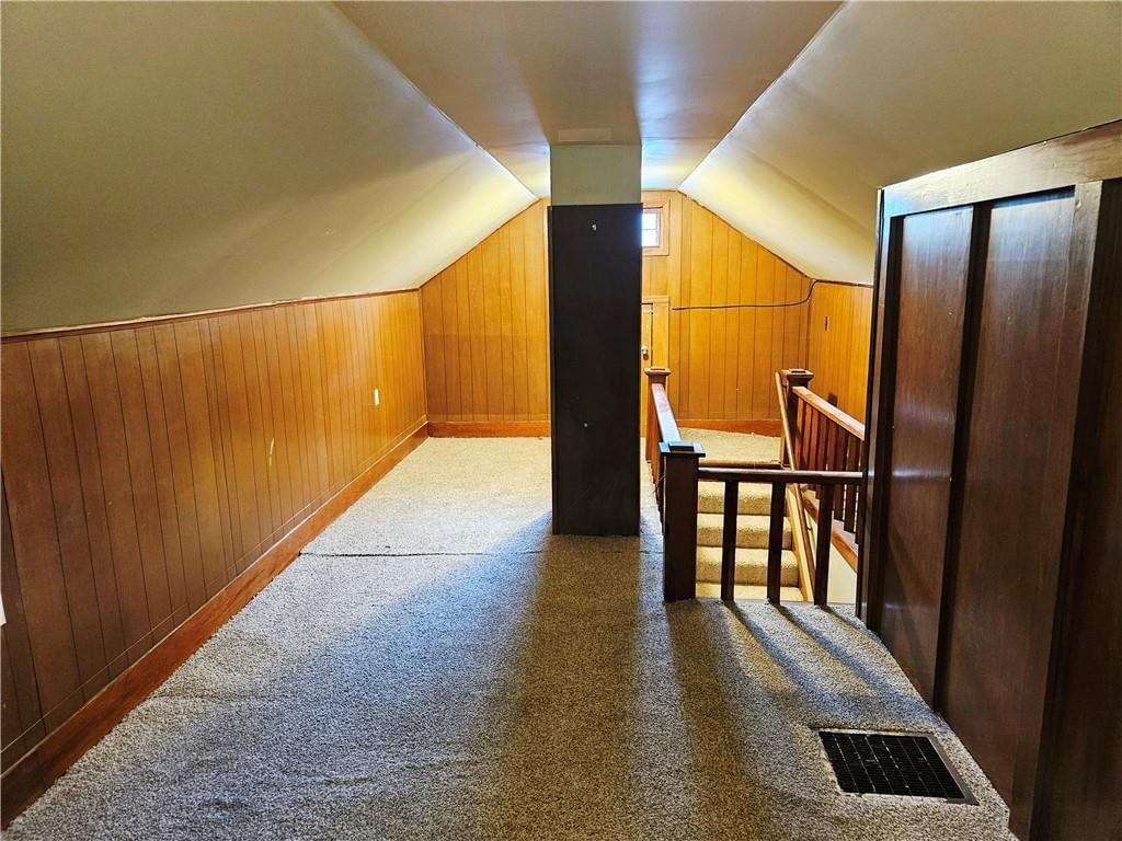 1548 Brown Avenue — photo 16