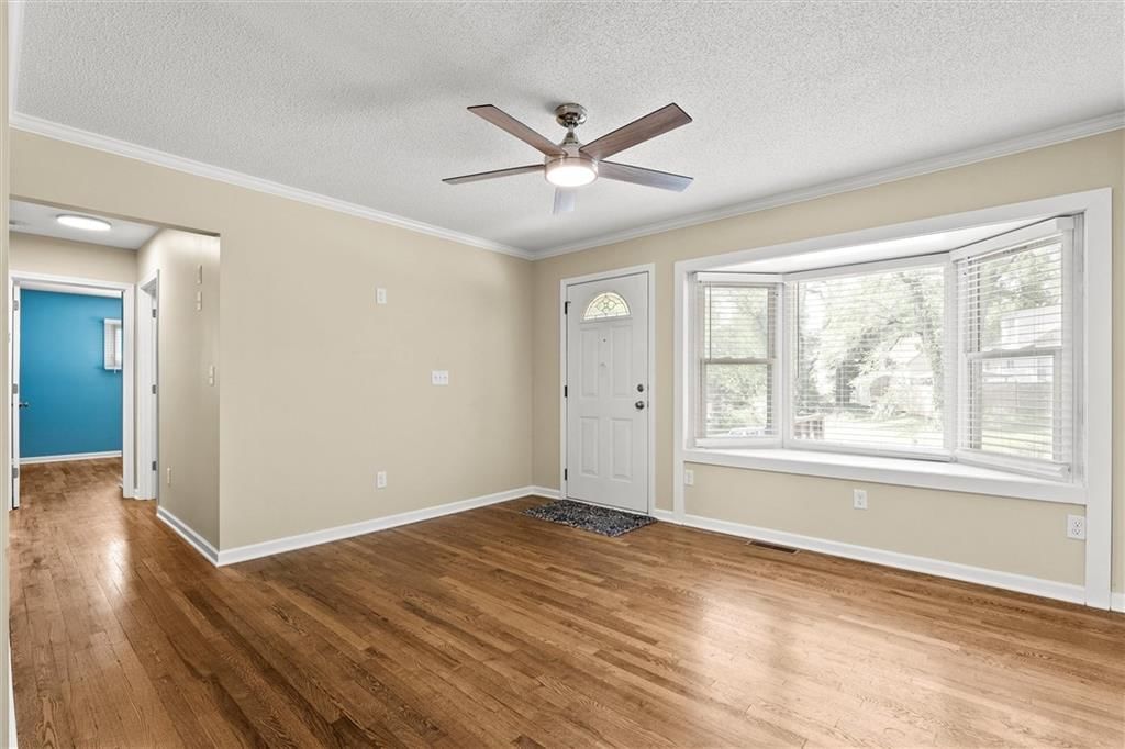 7803 E 50th Terrace — photo 4