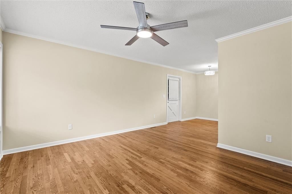 7803 E 50th Terrace — photo 5